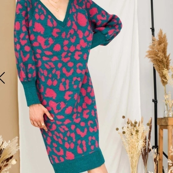 Cara & The Sky Elizabeth Animal Midi Knitted Dress Teal Size Small - Picture 2 of 9